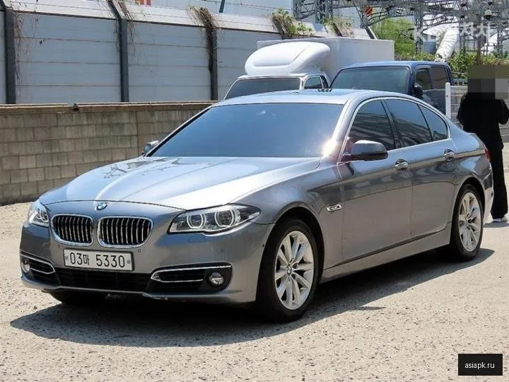 BMW 5-Series 2