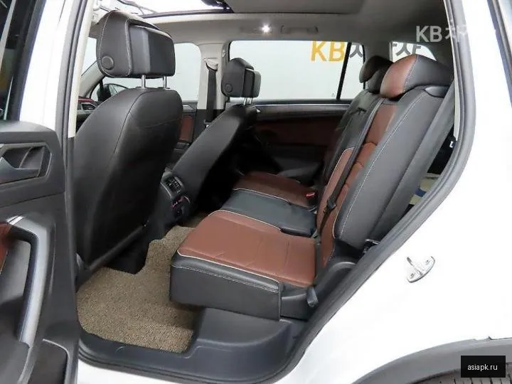 Volkswagen Tiguan 6