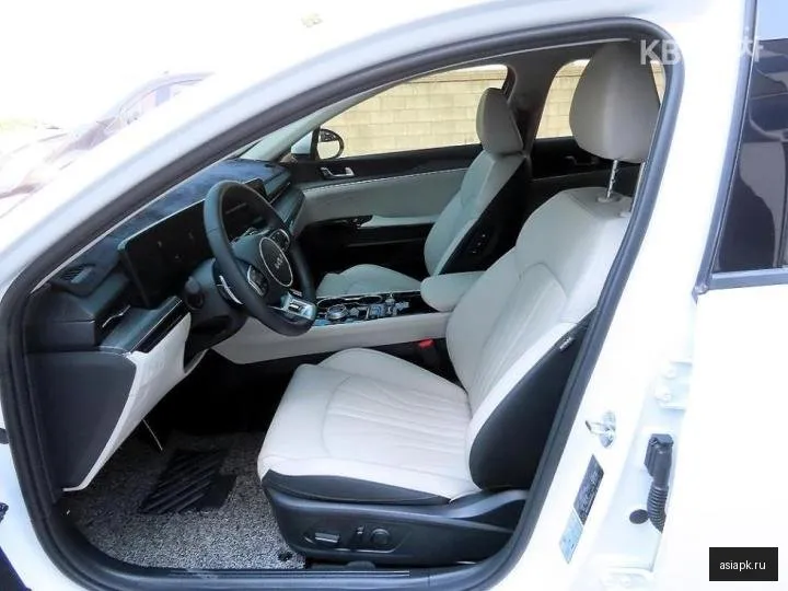 Kia K5 5