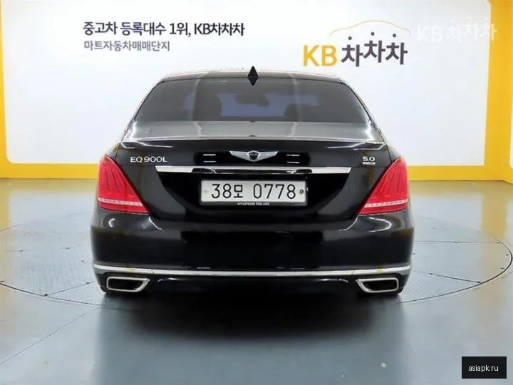 Genesis G90 3