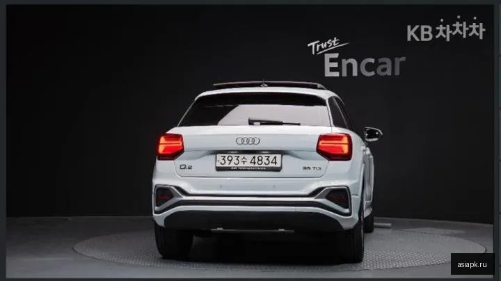 Audi Q2 4