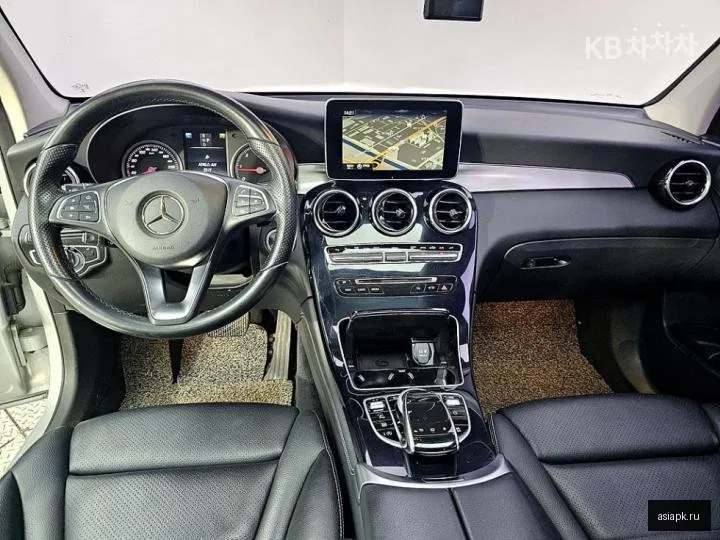 Mercedes-Benz GLC-Class 5