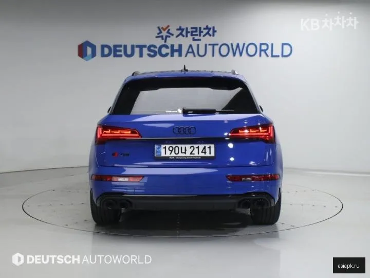 Audi SQ5 4