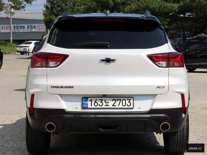 Chevrolet TrailBlazer 4
