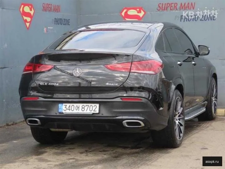 Mercedes-Benz GLE-Class 3