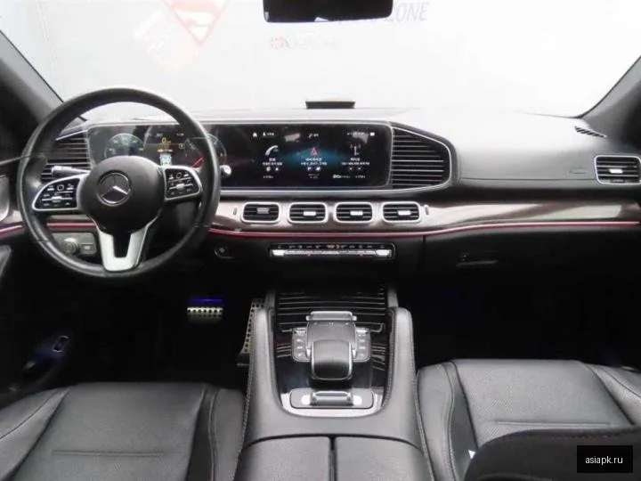 Mercedes-Benz GLE-Class 6