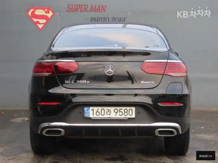 Mercedes-Benz GLC-Class 4