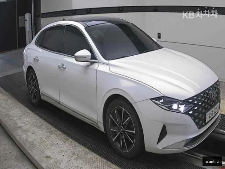 Hyundai Grandeur 3