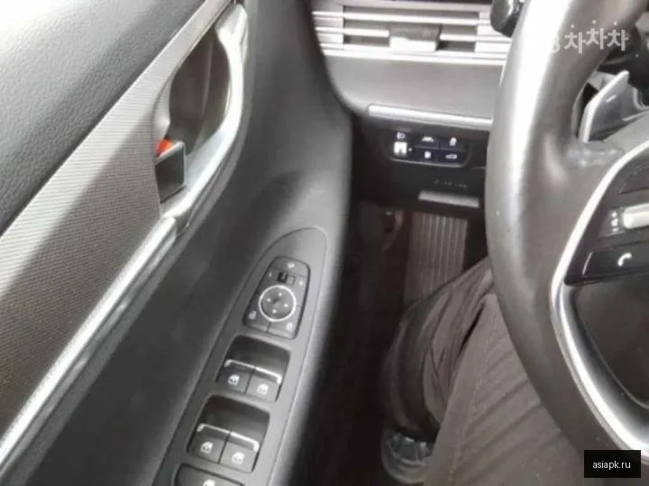 Hyundai Grandeur 3