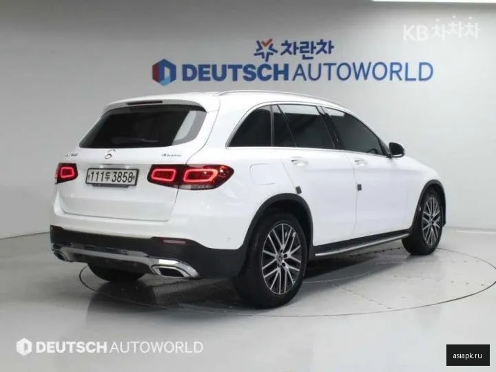 Mercedes-Benz GLC-Class 2