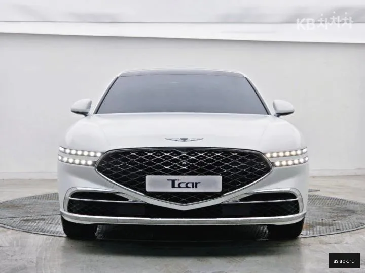 Genesis G90 4