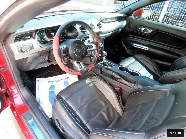 Ford Mustang 5