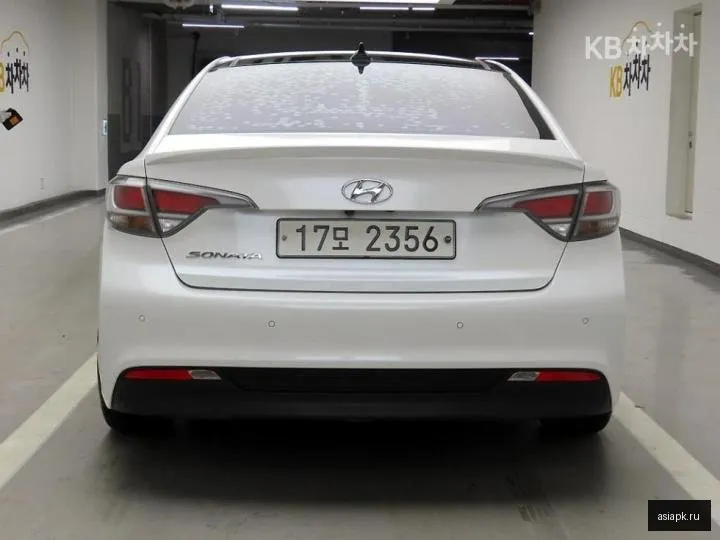 Hyundai Sonata 4