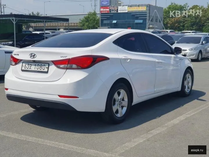 Hyundai Avante 5