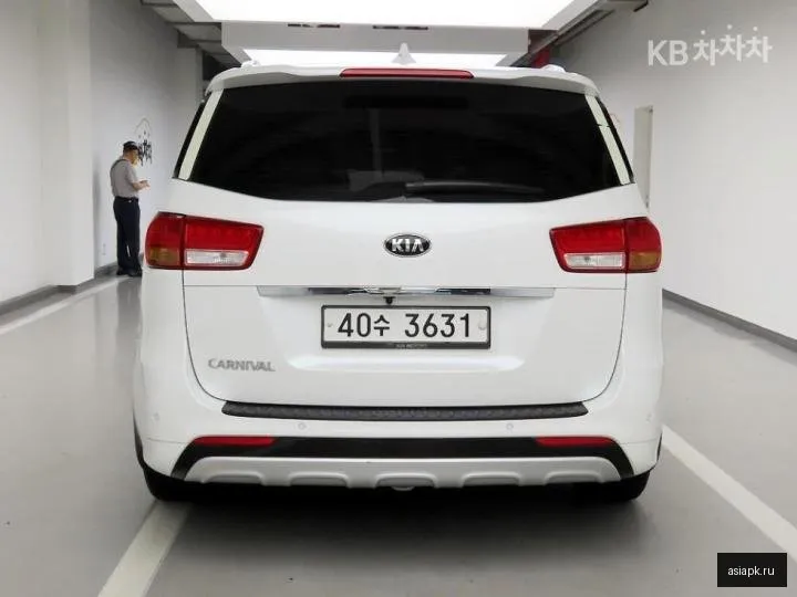 Kia Carnival 3