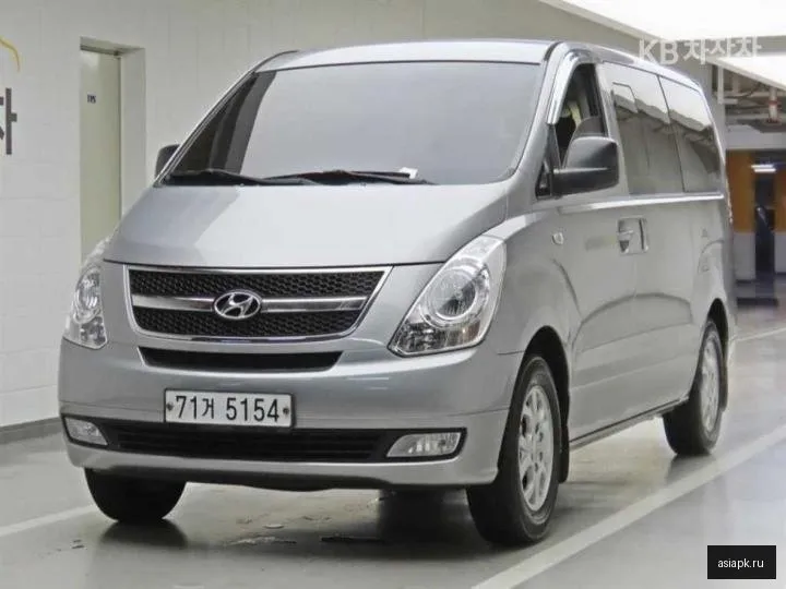 Hyundai Starex 2