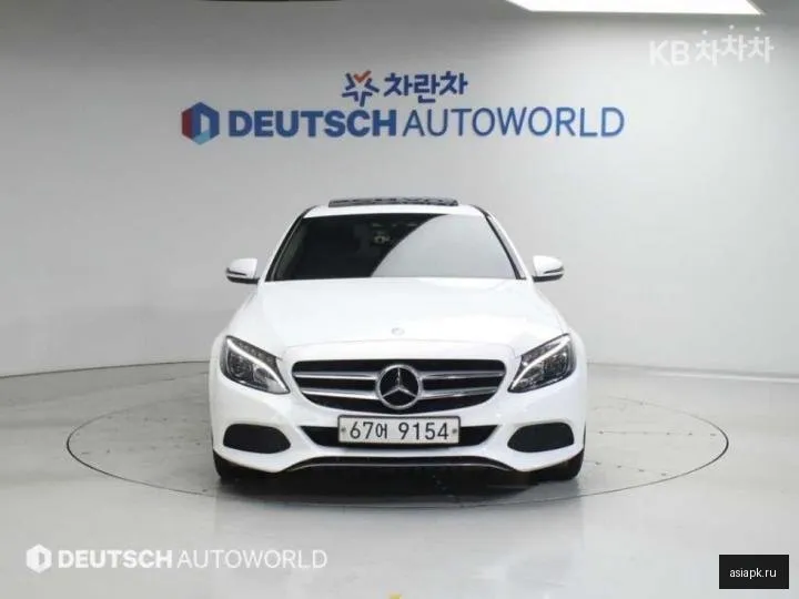 Mercedes-Benz C-Class
