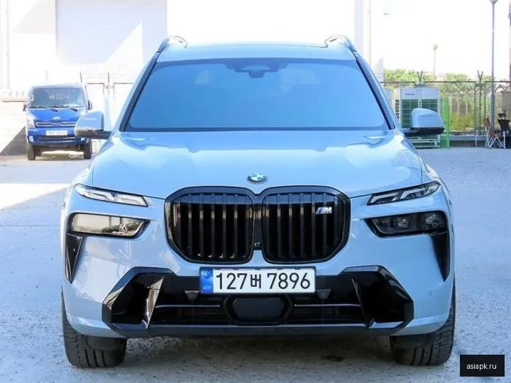 BMW X7
