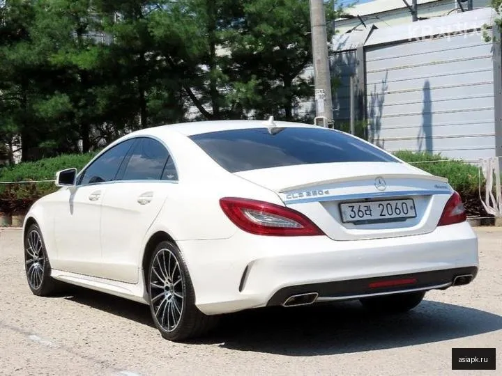 Mercedes-Benz CLS-Class 3