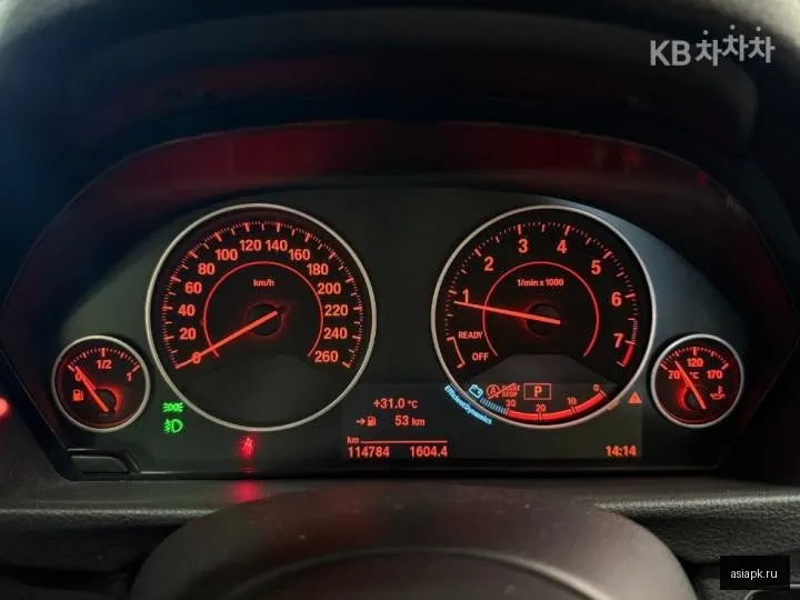 BMW 3-Series 5