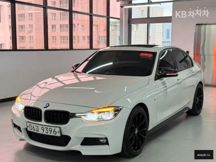BMW 3-Series 2
