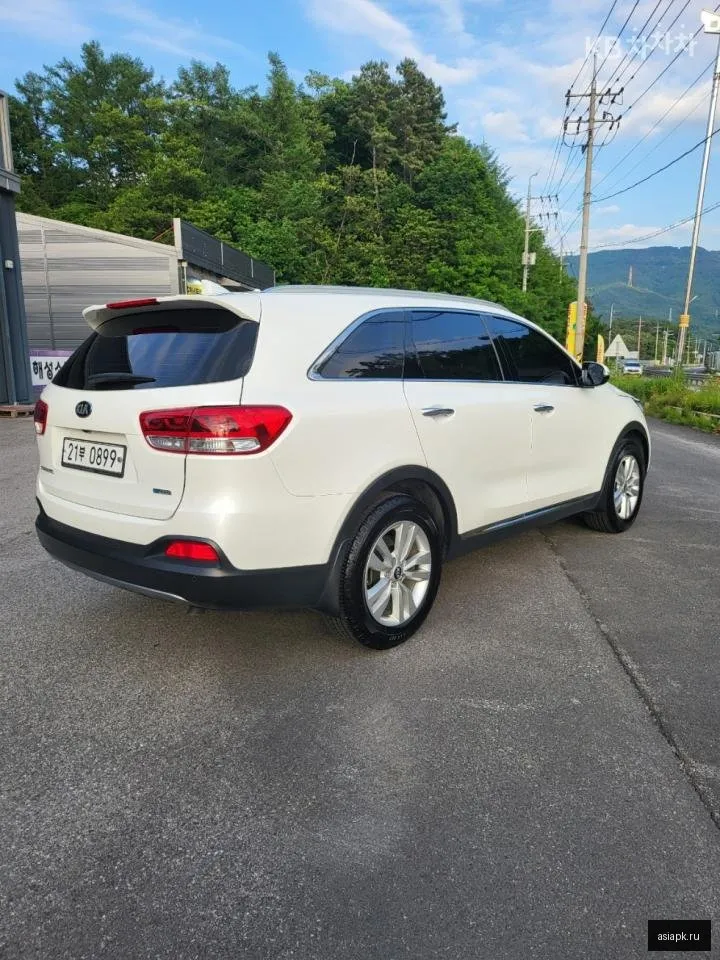 Kia Sorento 4