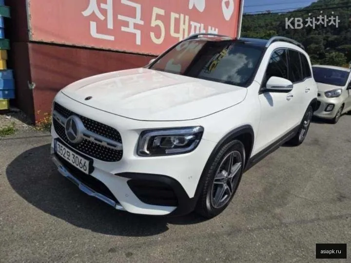 Mercedes-Benz GLB-Class AMG 2