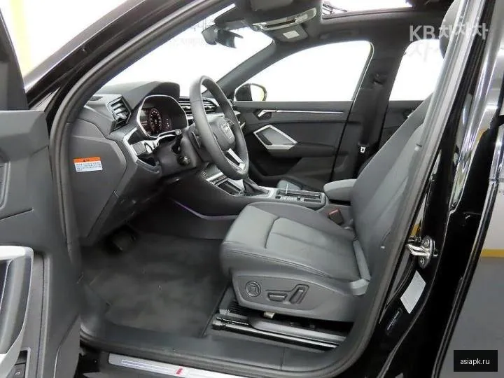 Audi Q3 5