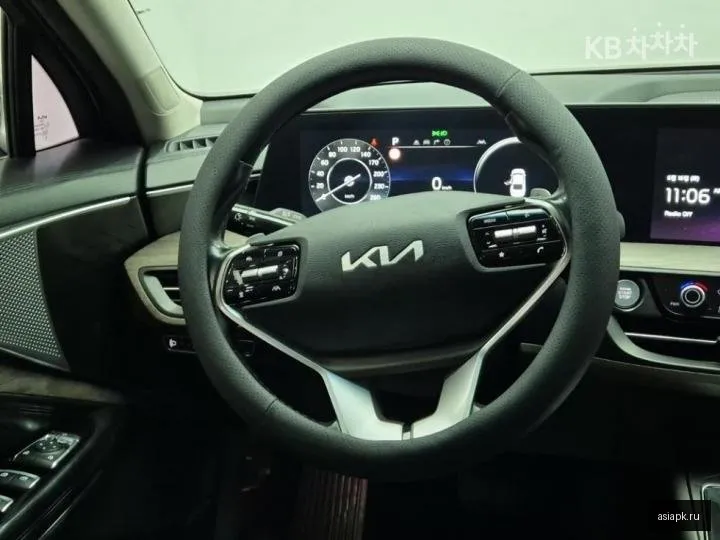 Kia K8 6
