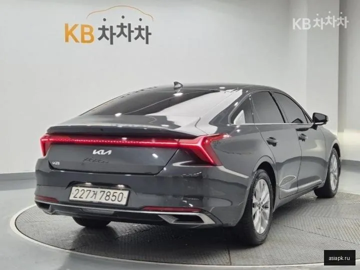Kia K8 3