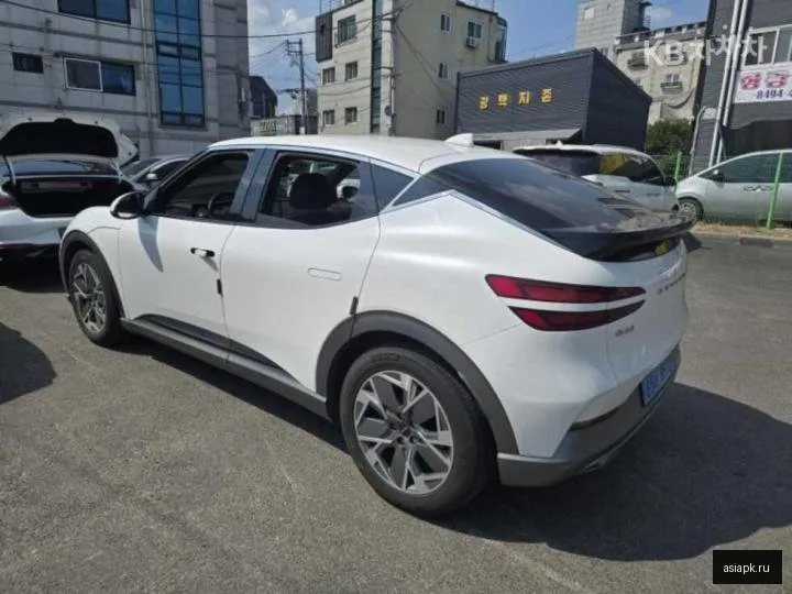 genesis GV60 4