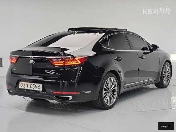 Kia K7 4