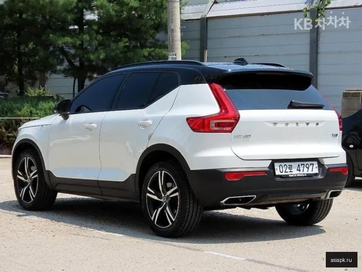 Volvo XC40 3
