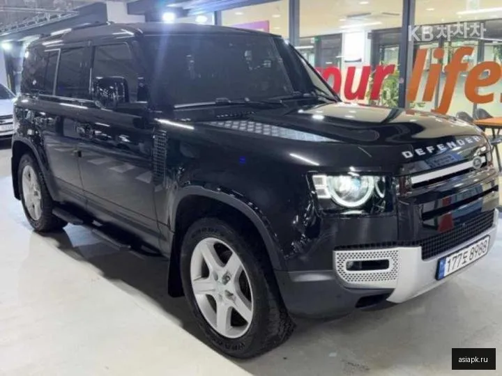 Land Rover Defender 2