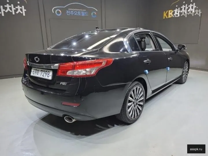 Renault Latitude 6