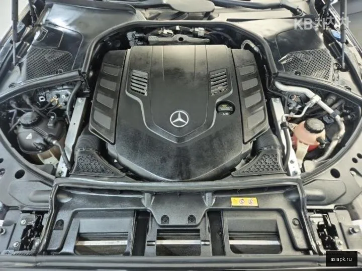 Mercedes-Benz S-Class AMG 5