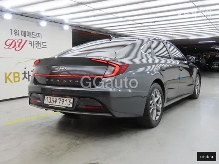 Hyundai Sonata 4