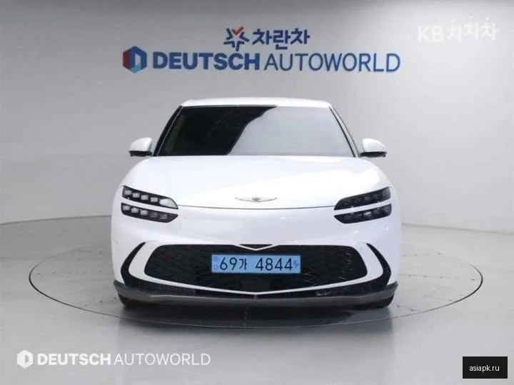 genesis GV60 3
