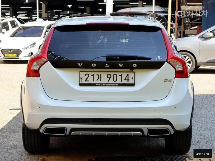 Volvo V60 3