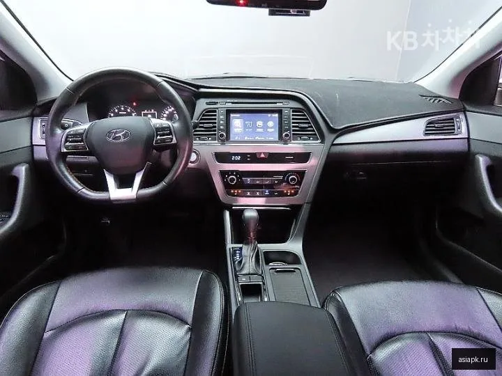 Hyundai Sonata 6