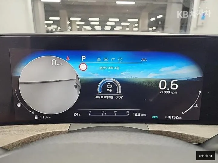 Kia K8 6