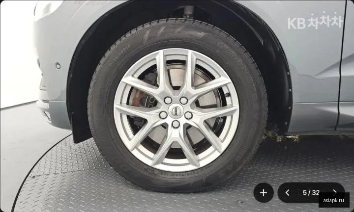 Volvo XC60 5