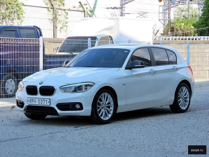 BMW 1-Series 2