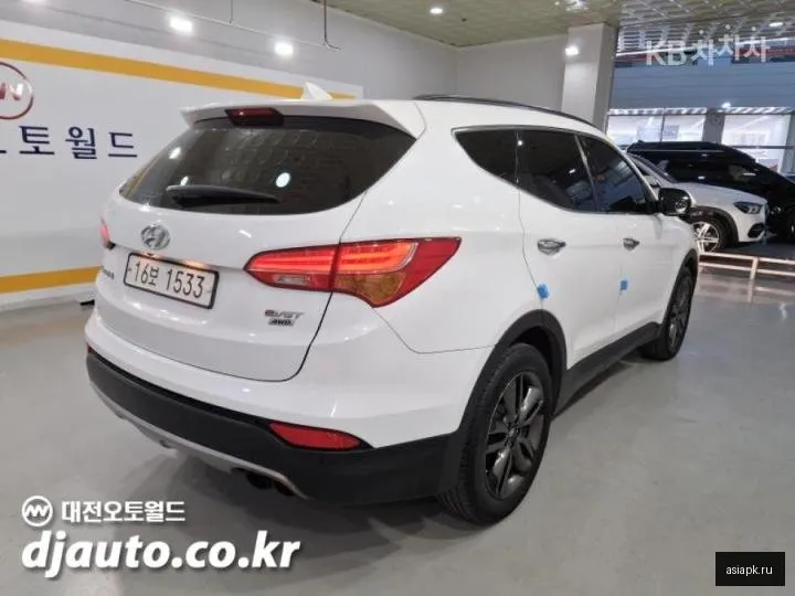 Hyundai Santa Fe 4