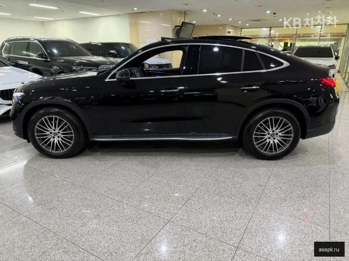 Mercedes-Benz GLC-Class 3