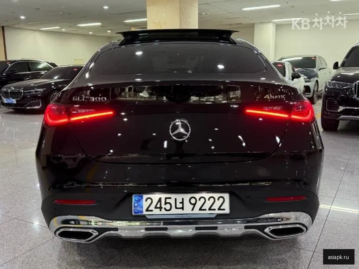 Mercedes-Benz GLC-Class 4