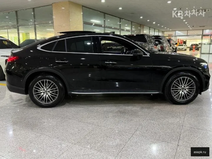 Mercedes-Benz GLC-Class 5