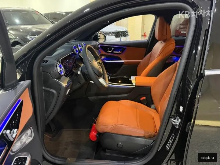 Mercedes-Benz GLC-Class 6