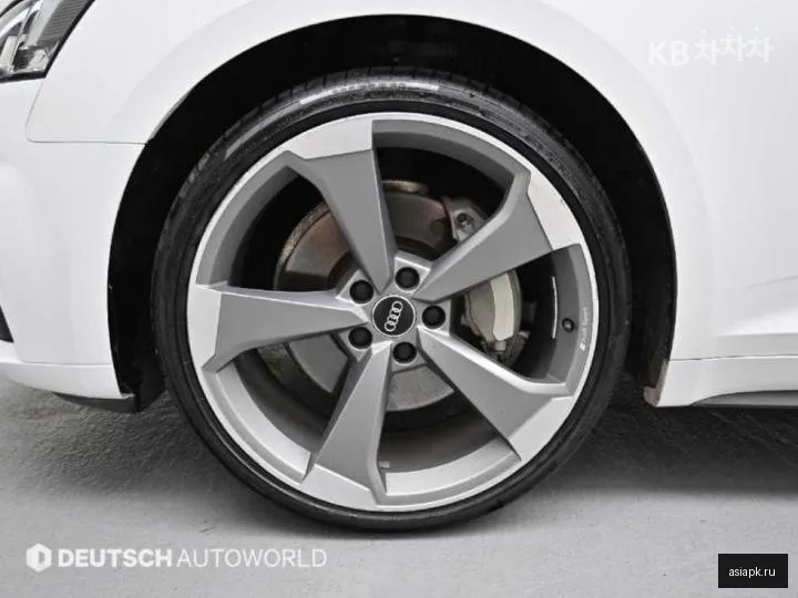 Audi A5 5