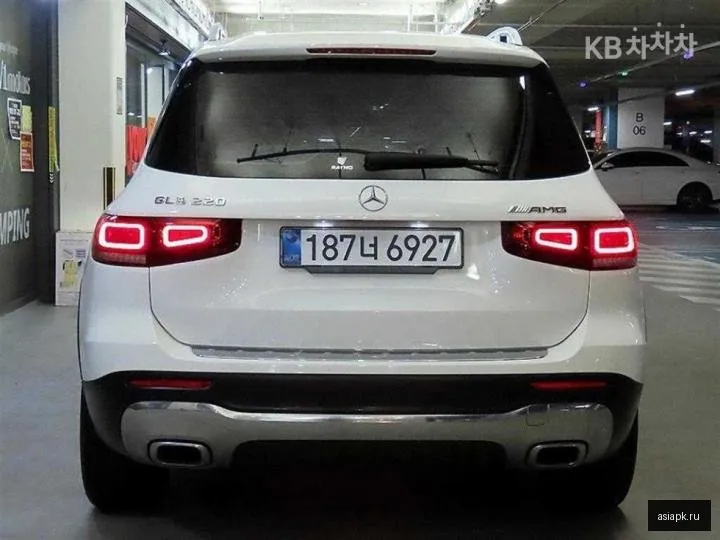 Mercedes-Benz GLB-Class AMG 5